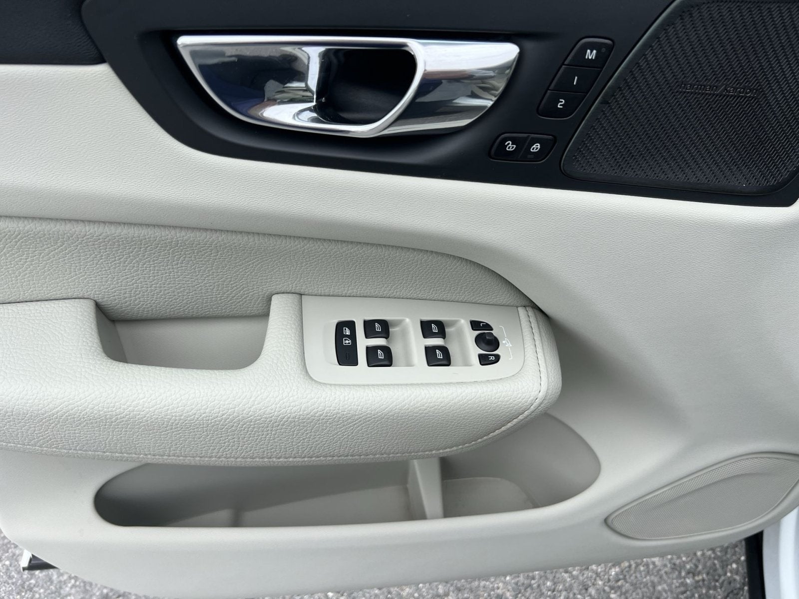 2019 Volvo XC60 T5 Inscription