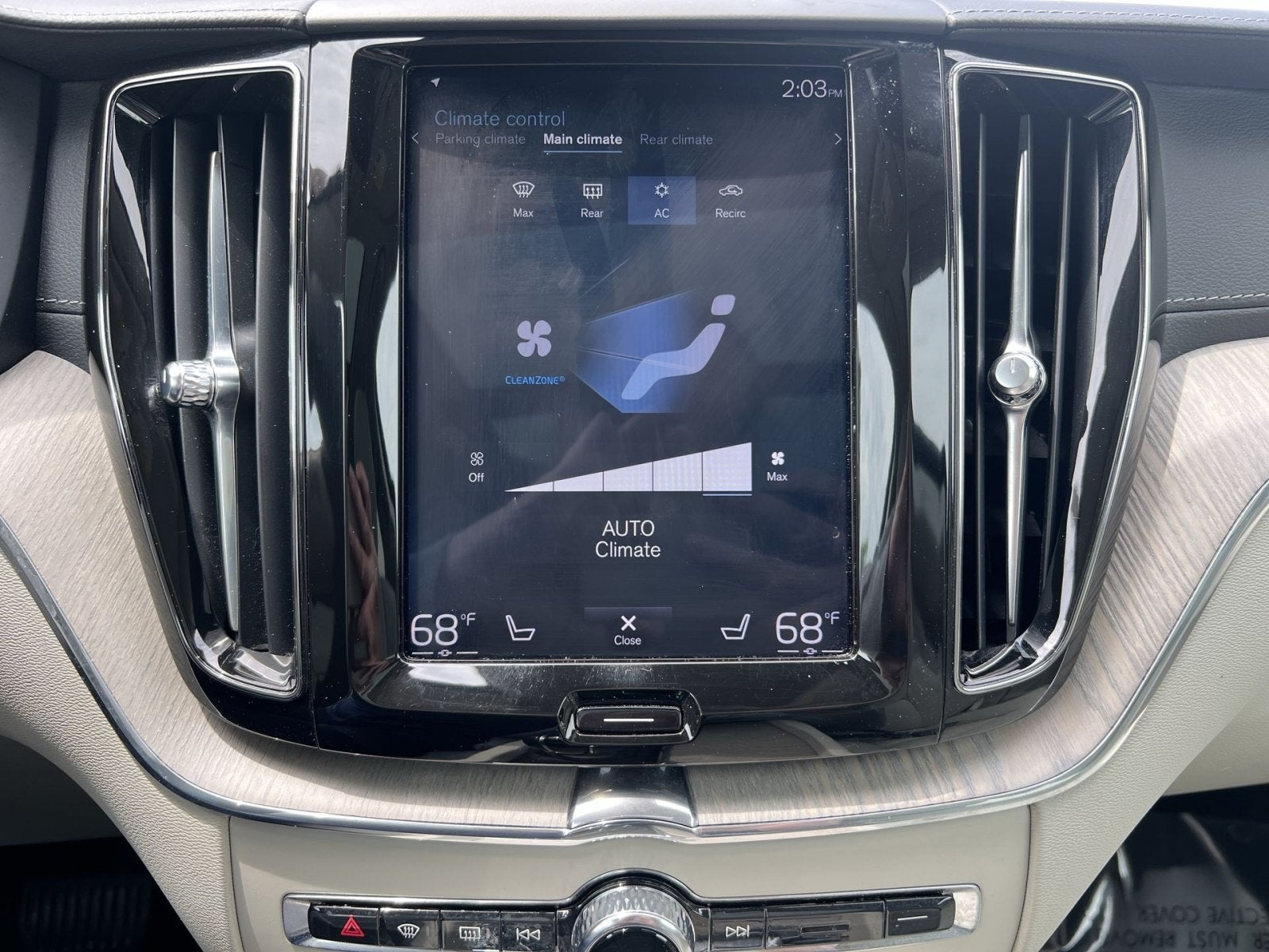 2019 Volvo XC60 T5 Inscription