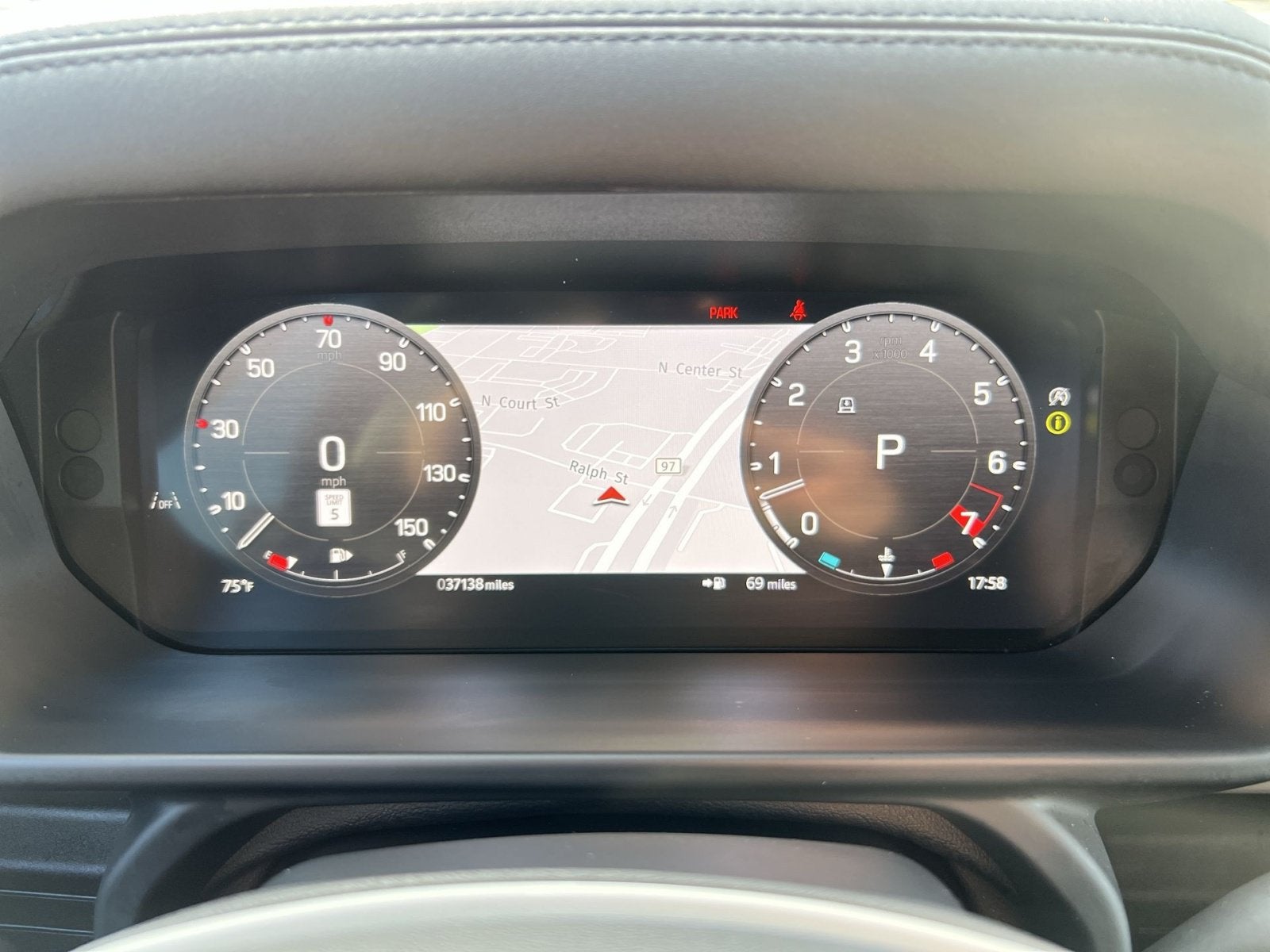 2024 Land Rover Defender 110 X-Dynamic SE