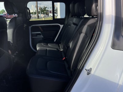 2024 Land Rover Defender 110 X-Dynamic SE