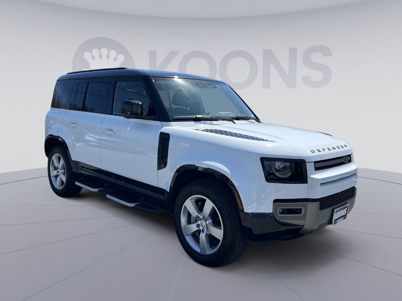 2024 Land Rover Defender 110 X-Dynamic SE