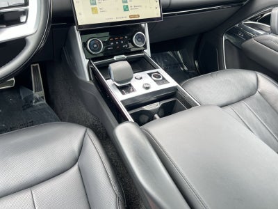2023 Land Rover Range Rover SE