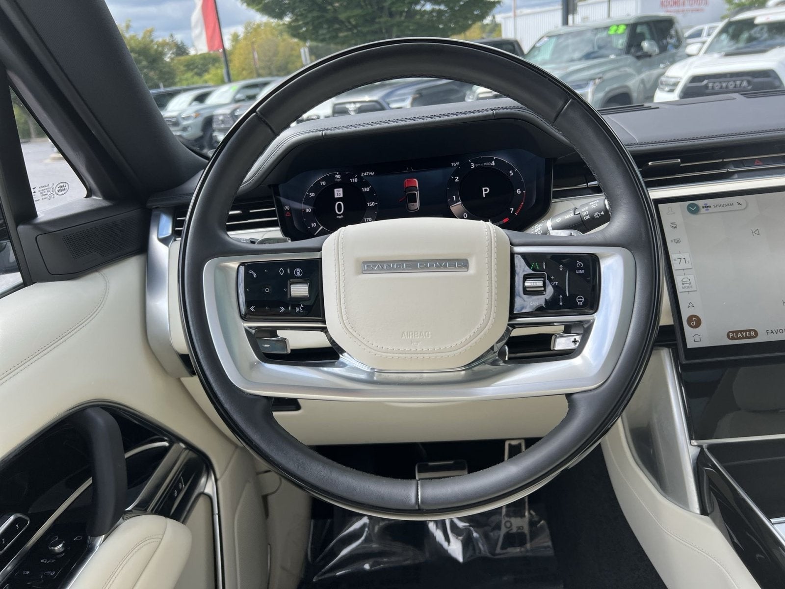 2025 Land Rover Range Rover SE