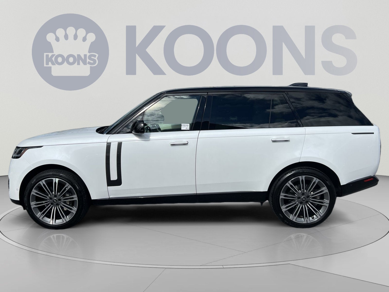 2025 Land Rover Range Rover SE