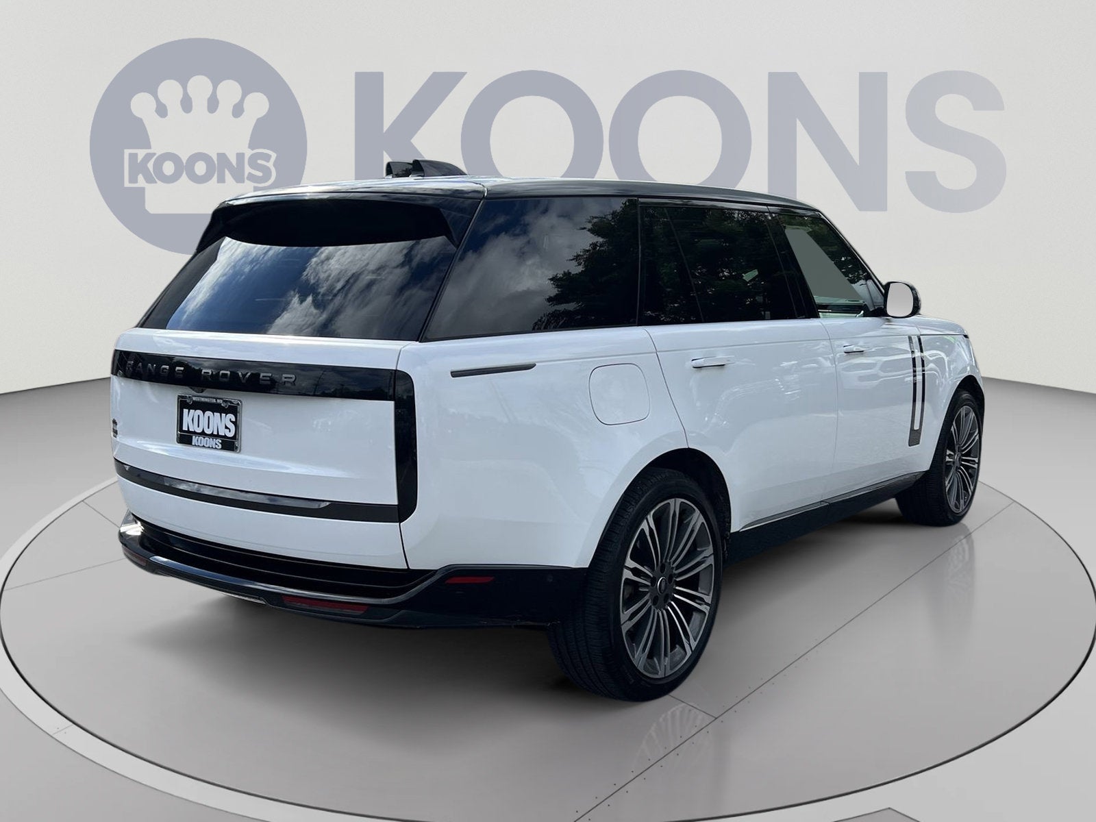 2025 Land Rover Range Rover SE