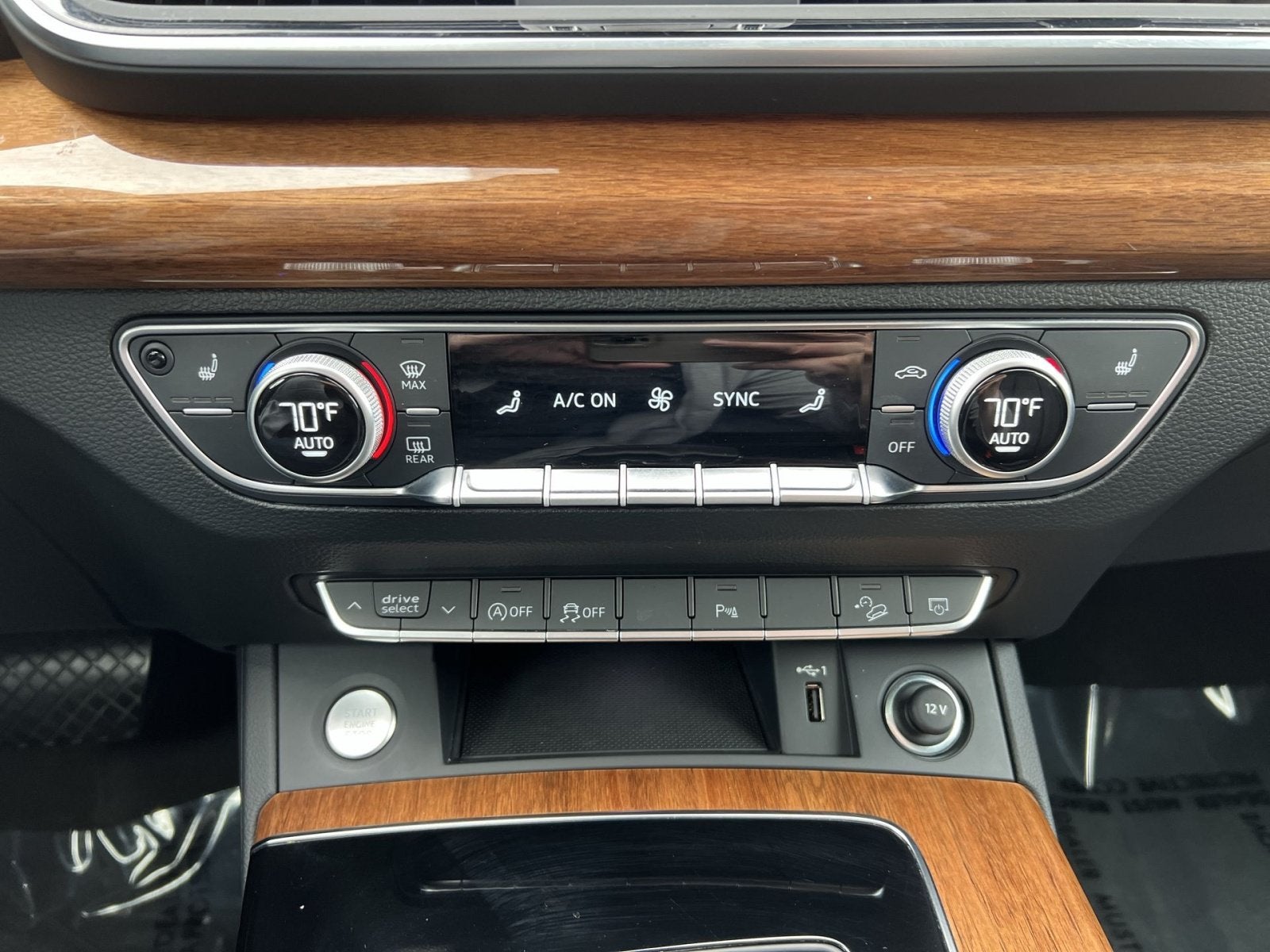 2025 Audi Q5 40 Premium