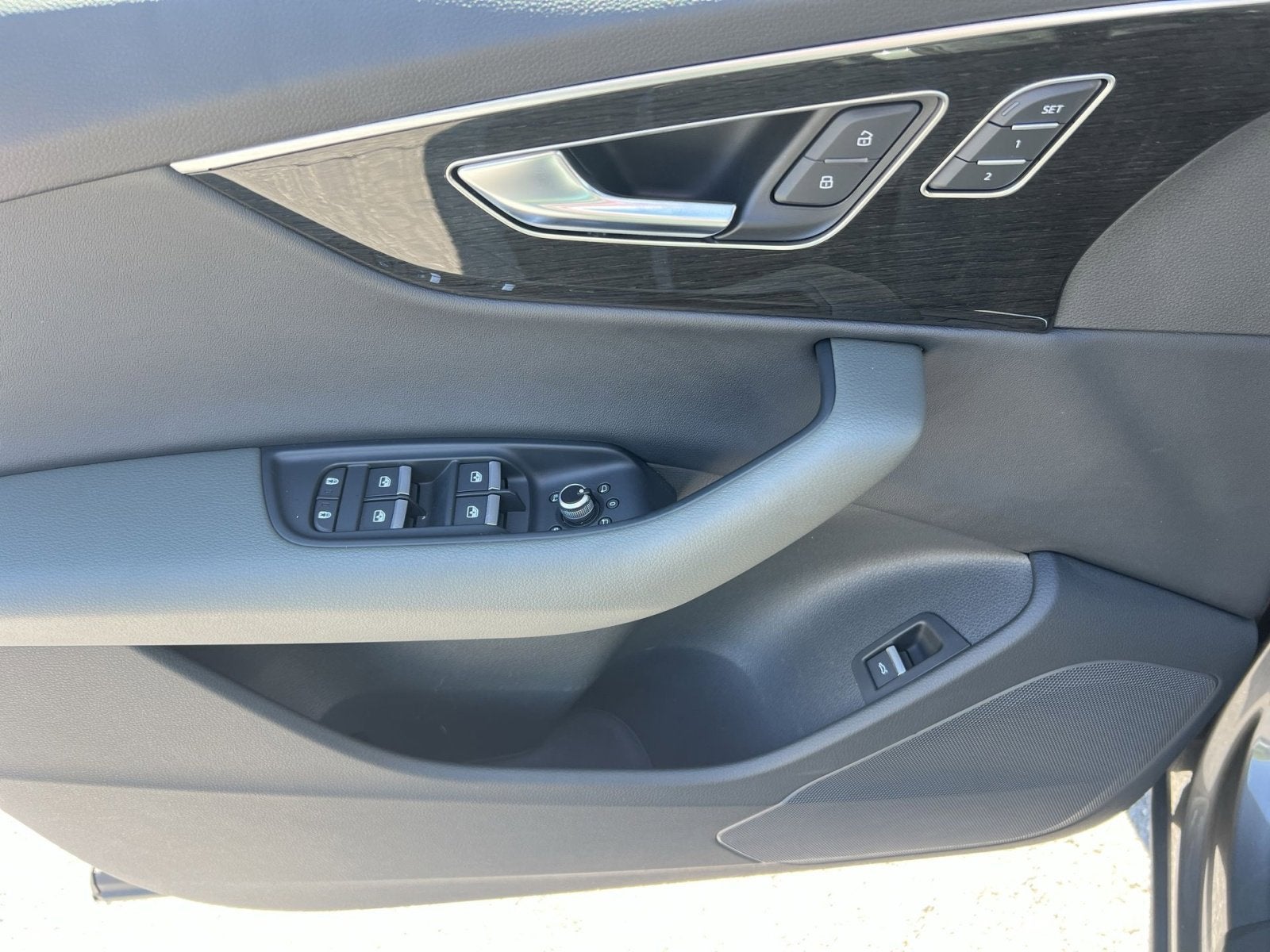 2025 Audi Q7 45 Premium