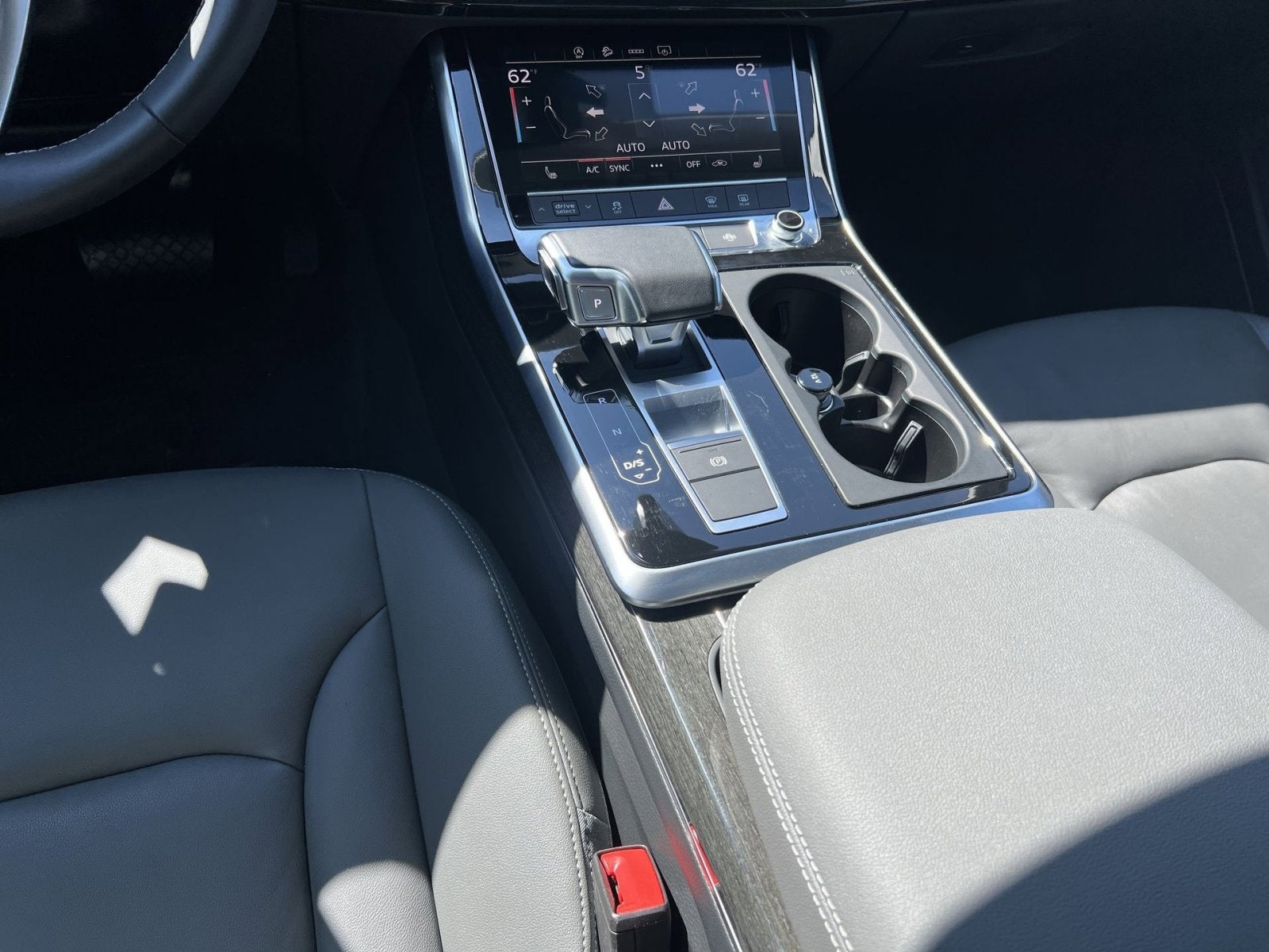 2025 Audi Q7 45 Premium