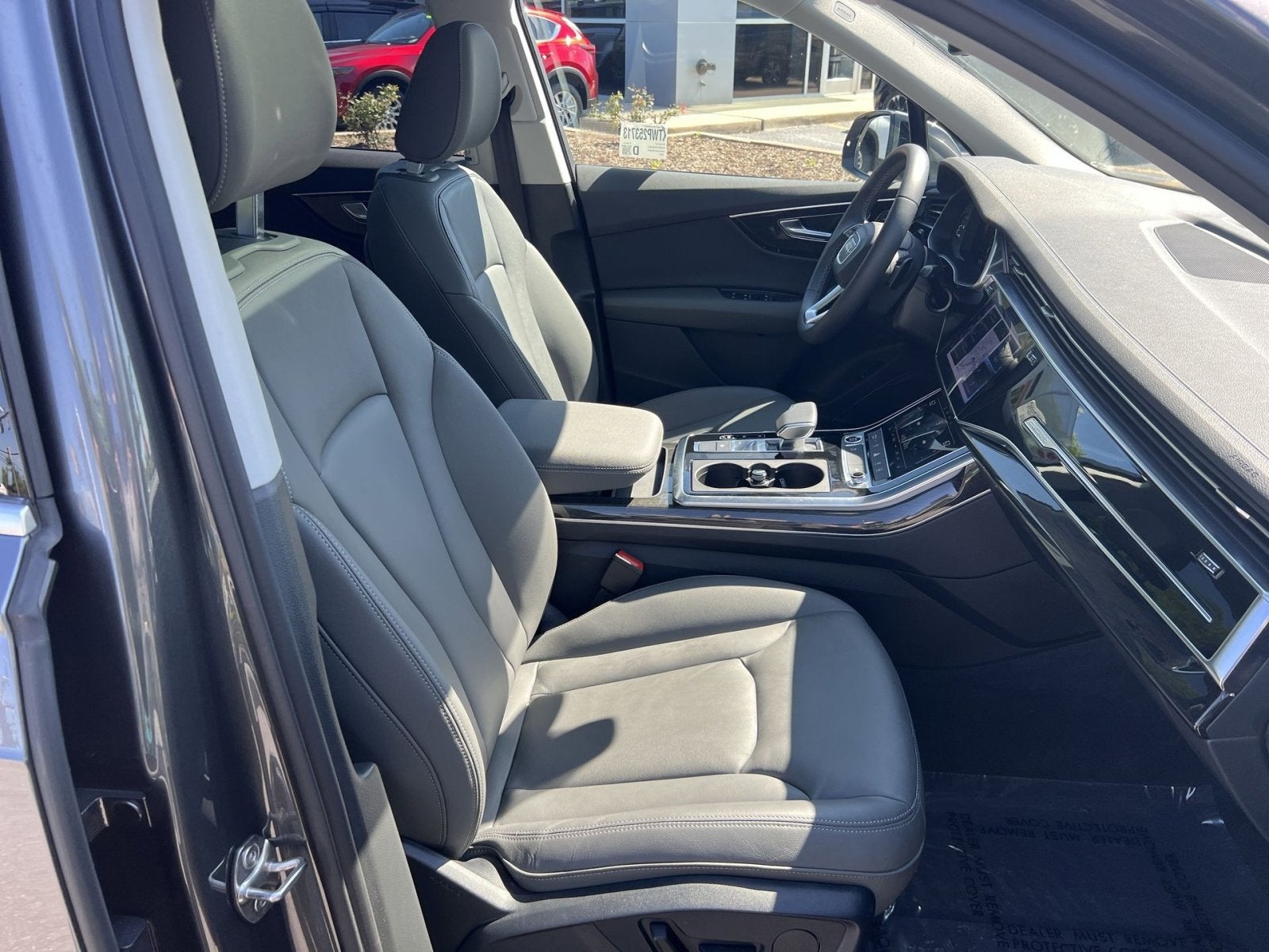 2025 Audi Q7 45 Premium