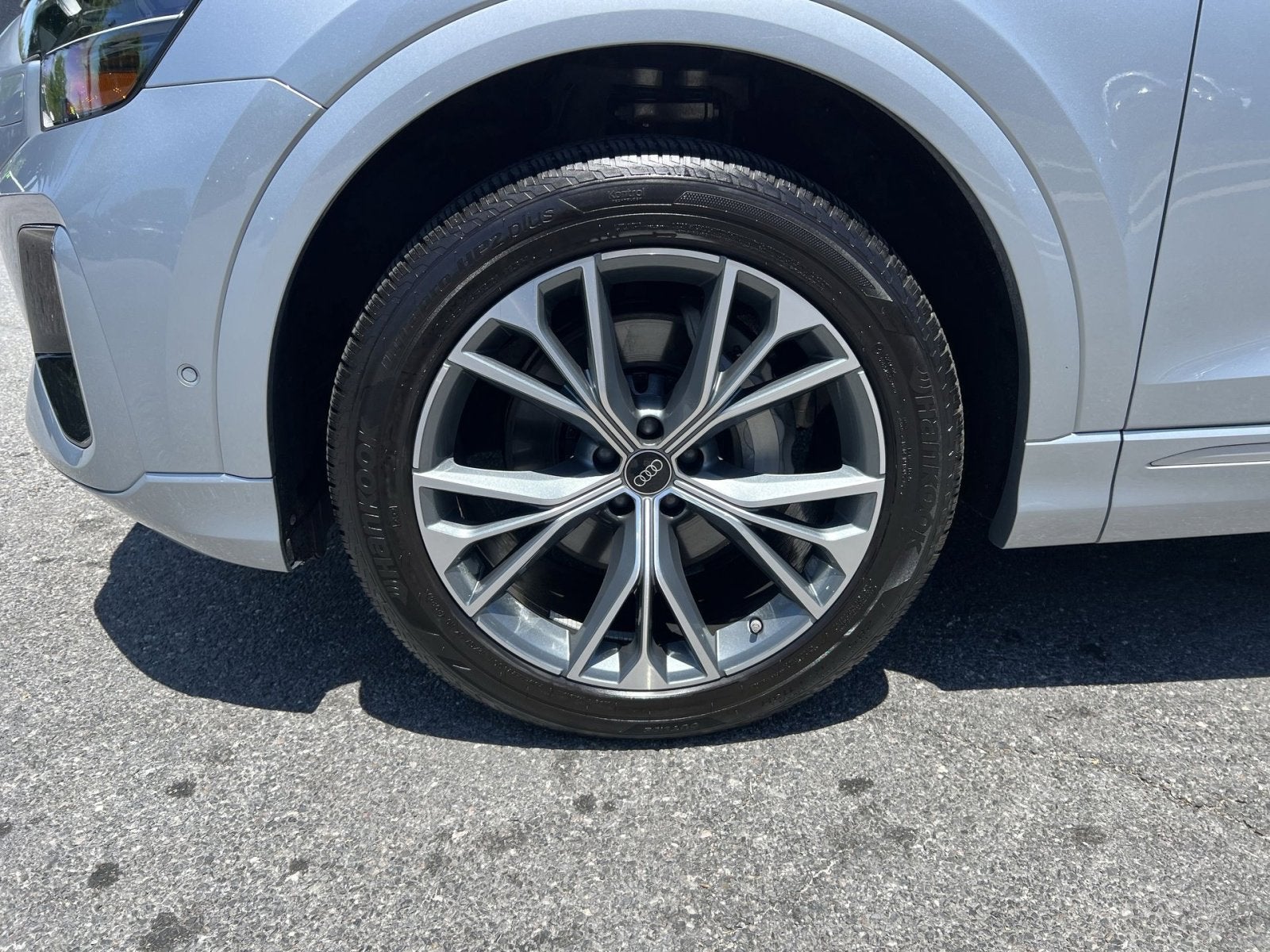 2025 Audi Q8 55 Premium