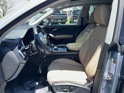 2025 Audi Q8 55 Premium