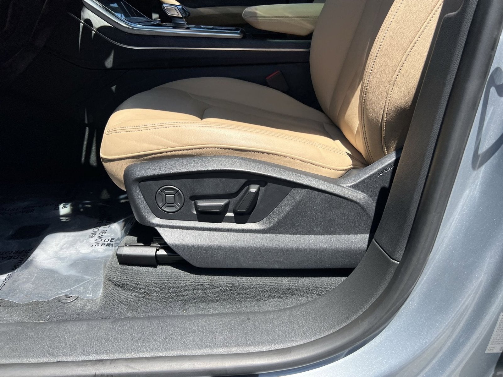 2025 Audi Q8 55 Premium