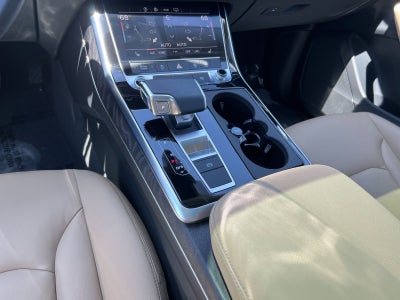2025 Audi Q8 55 Premium