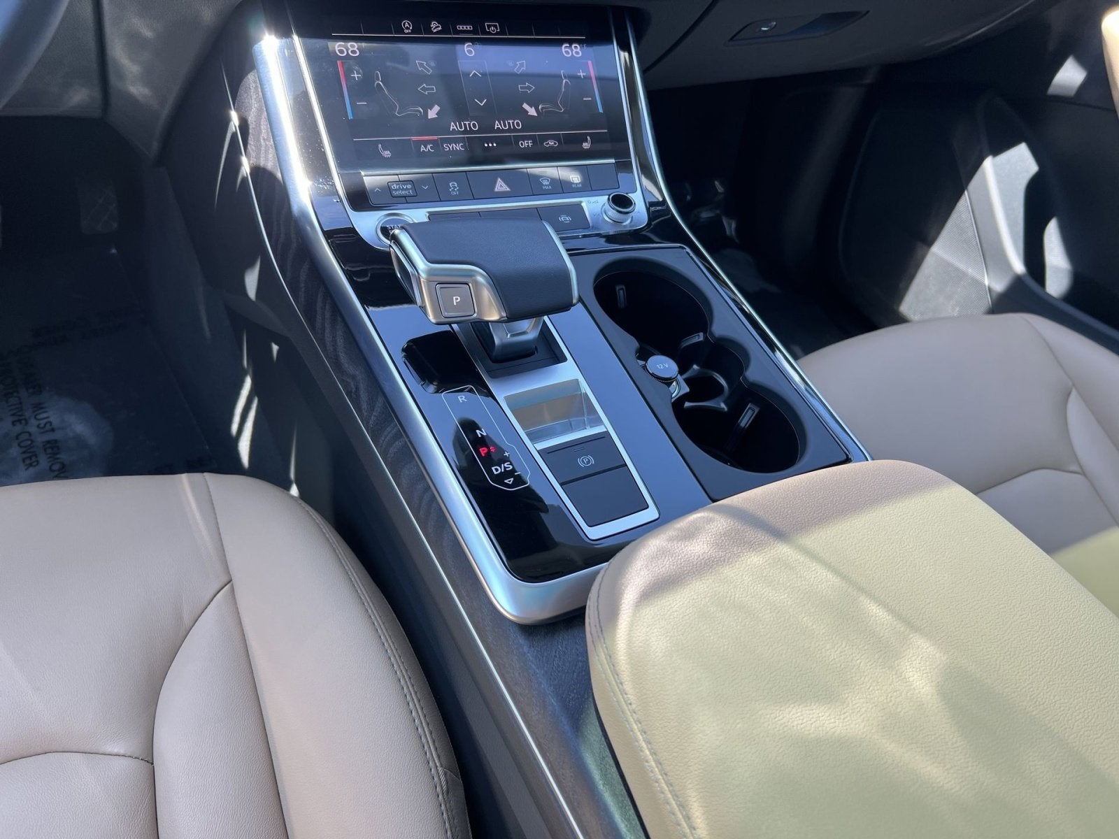 2025 Audi Q8 55 Premium