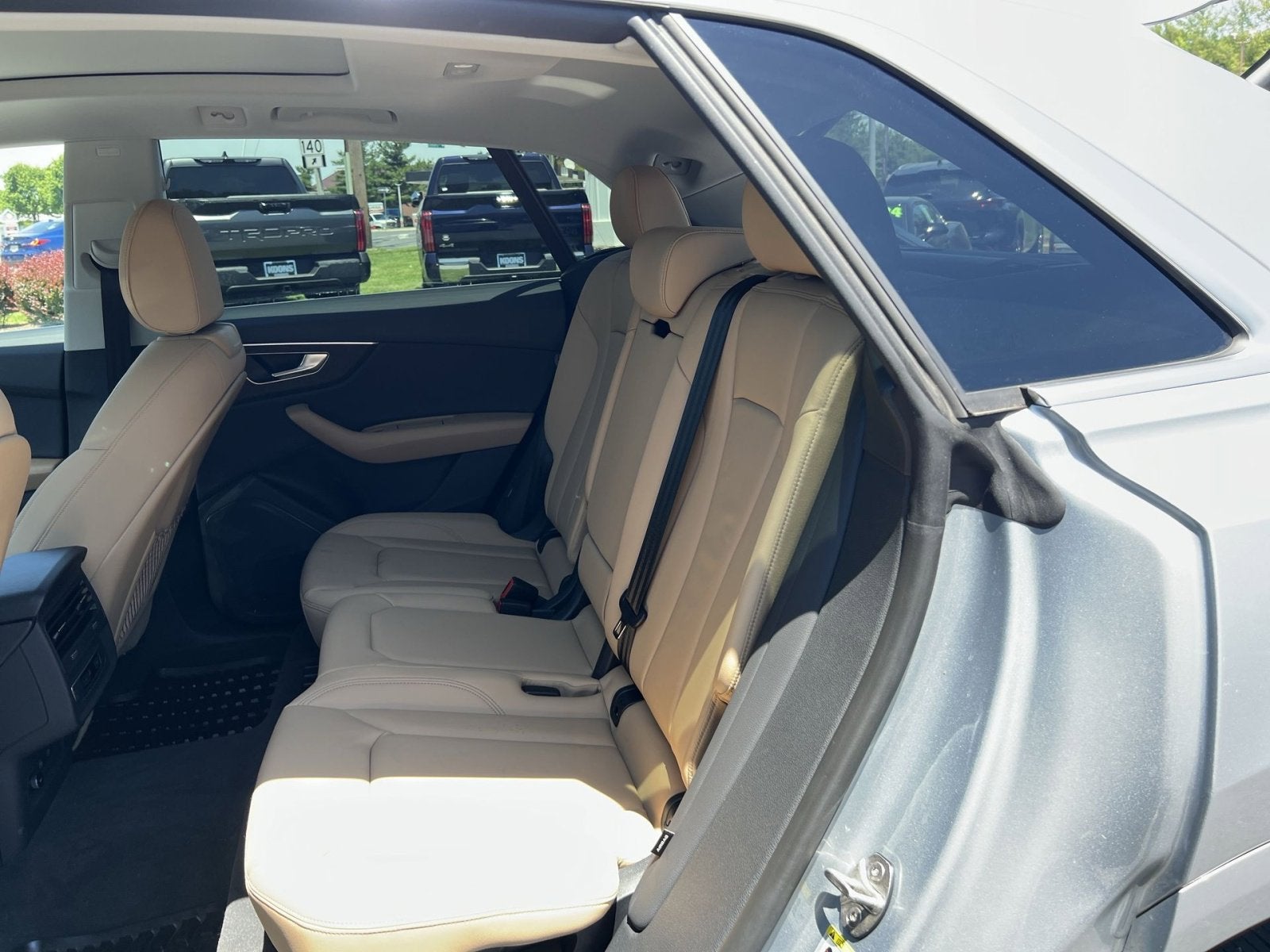 2025 Audi Q8 55 Premium