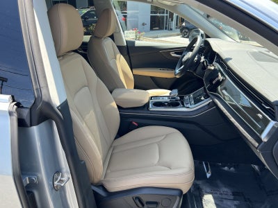 2025 Audi Q8 55 Premium