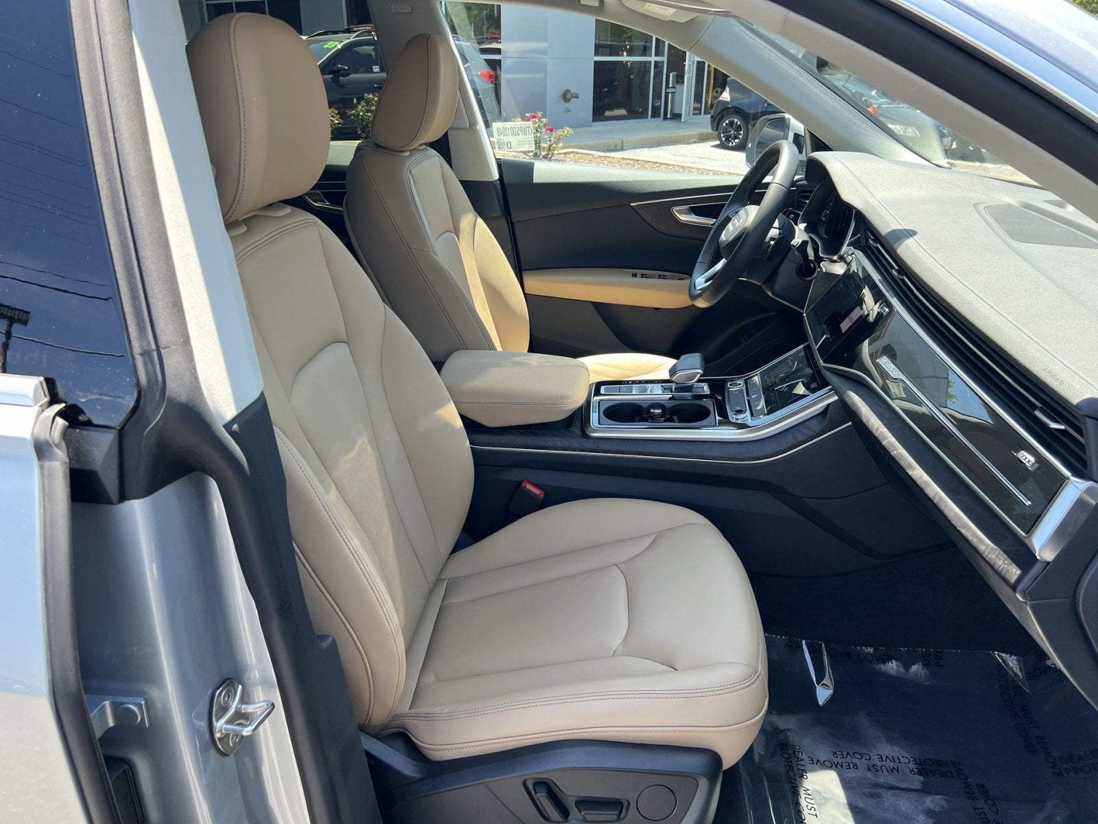 2025 Audi Q8 55 Premium