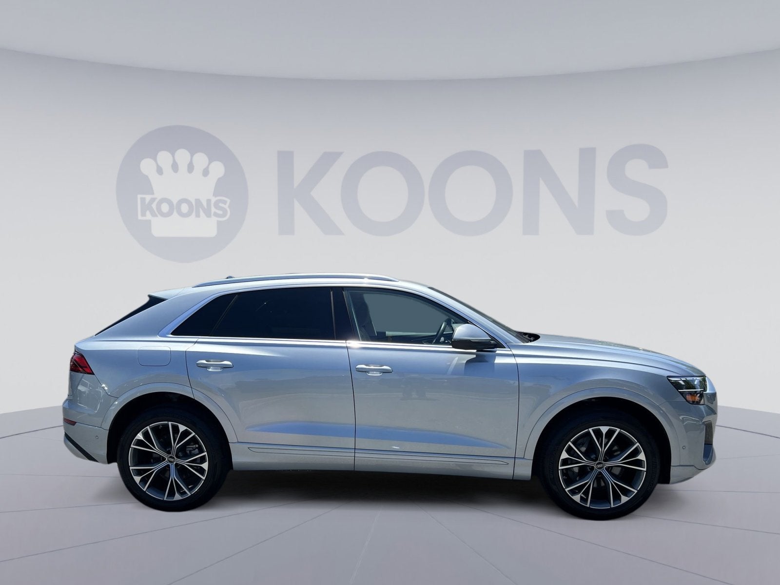 2025 Audi Q8 55 Premium