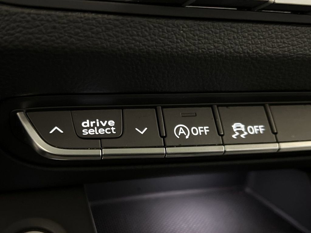 2024 Audi Q5 45 S line Premium Plus