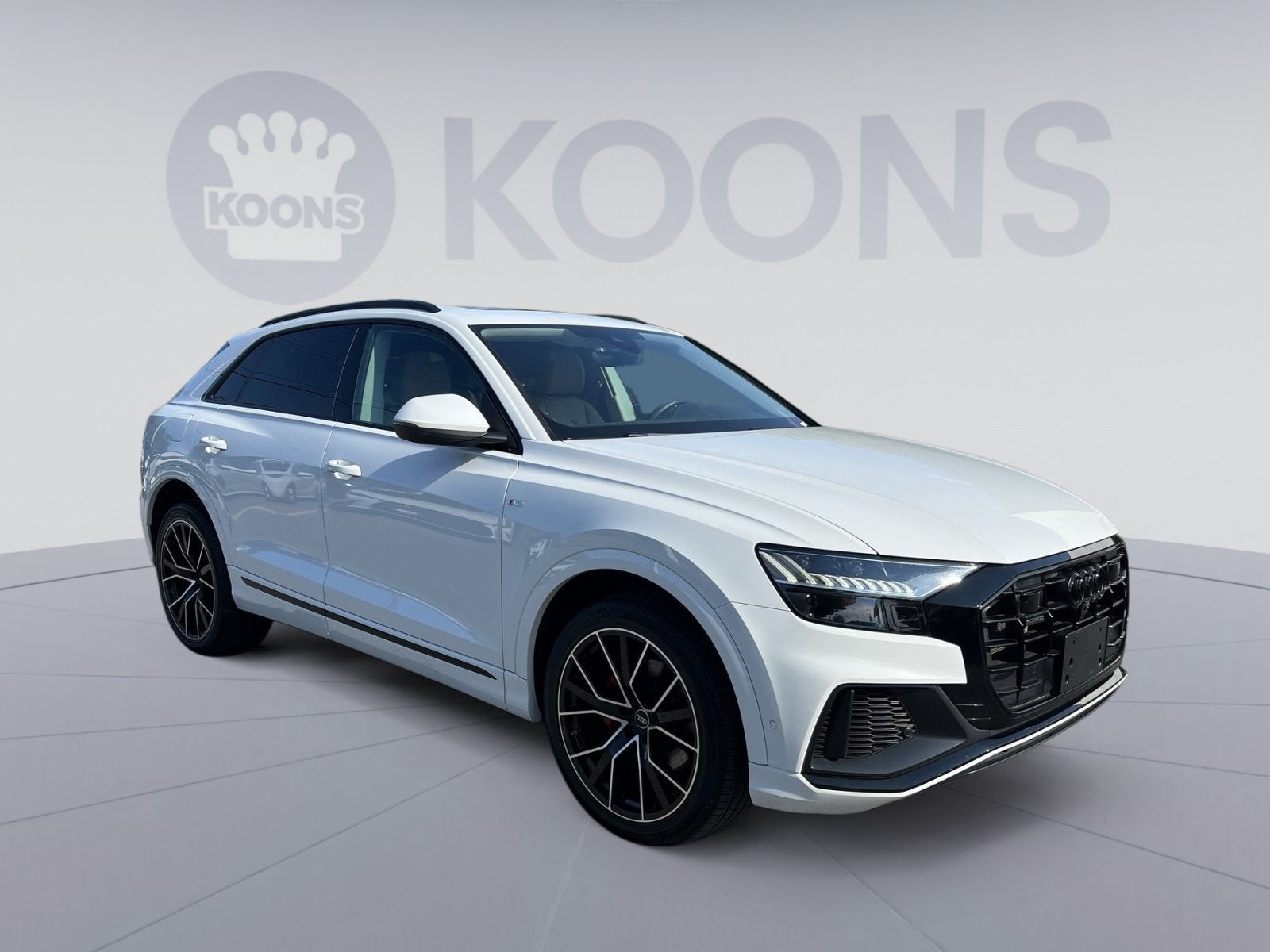 2023 Audi Q8 55 Premium Plus