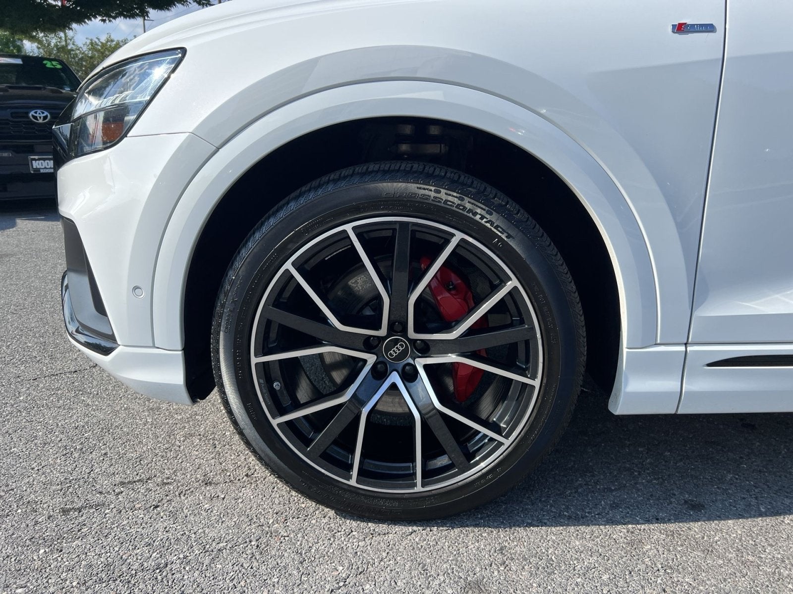 2023 Audi Q8 55 Premium Plus