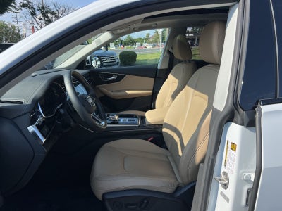 2023 Audi Q8 55 Premium Plus