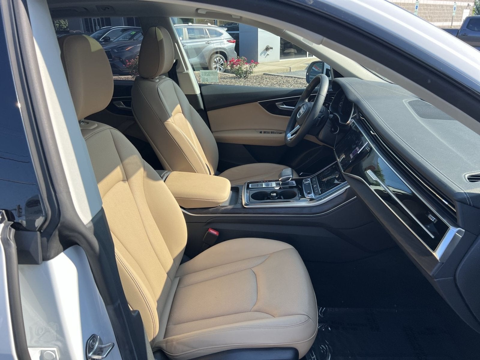 2023 Audi Q8 55 Premium Plus