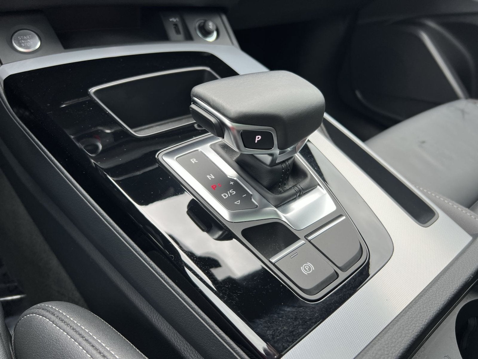 2025 Audi Q5 45 S line Premium