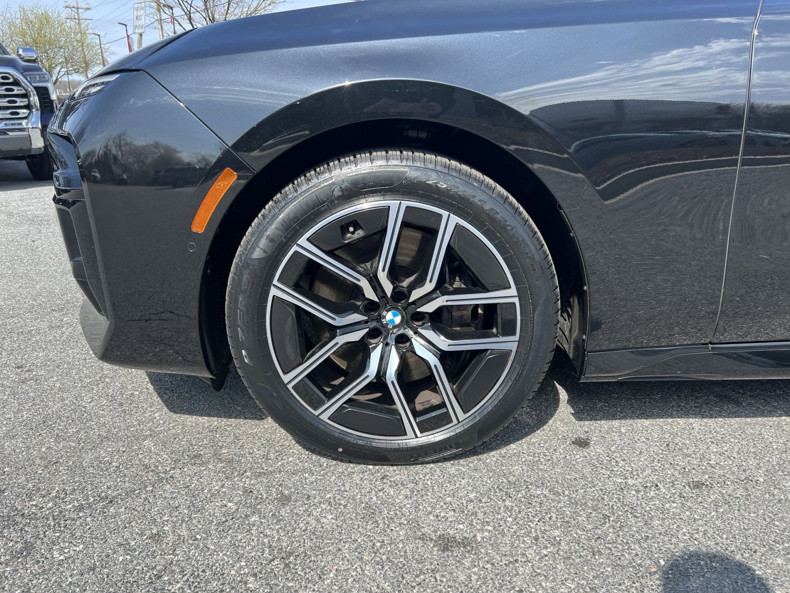 2023 BMW 7 Series 760i xDrive