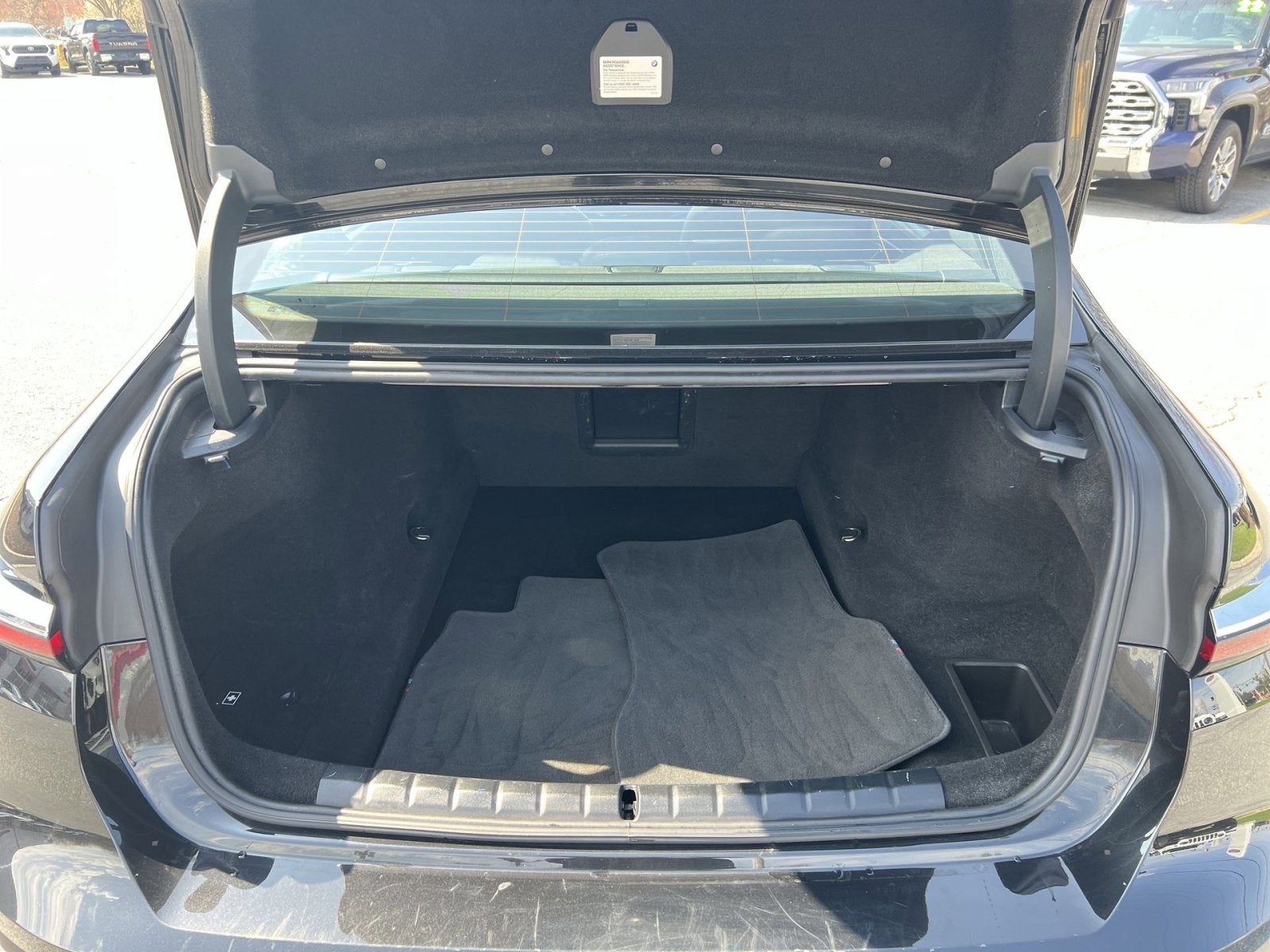 2023 BMW 7 Series 760i xDrive