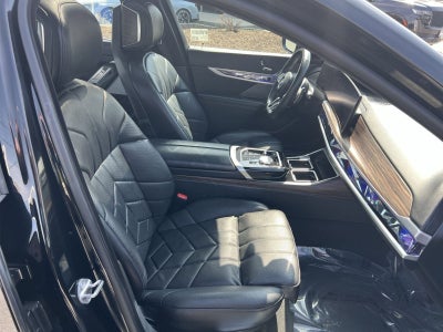 2023 BMW 7 Series 760i xDrive