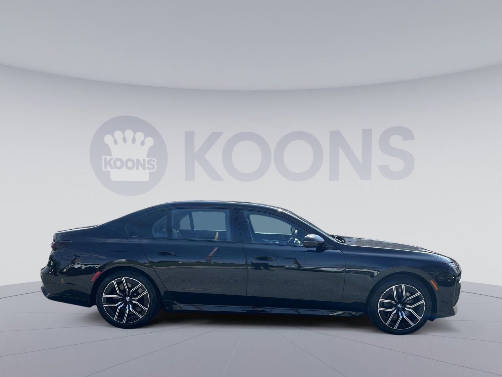 2023 BMW 7 Series 760i xDrive