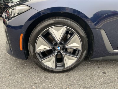 2025 BMW i4 xDrive40