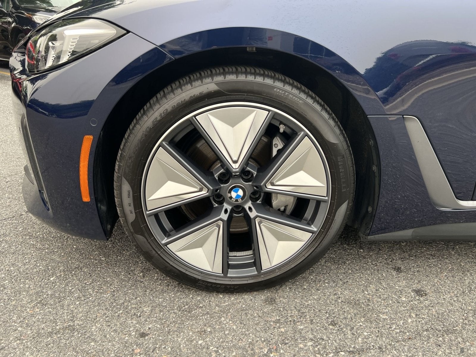 2025 BMW i4 xDrive40