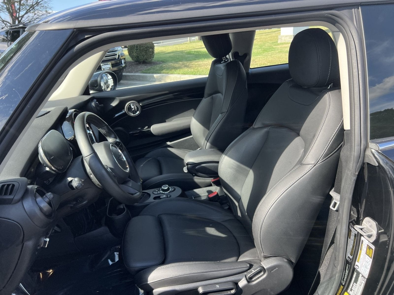 2024 MINI Cooper SE Electric Base