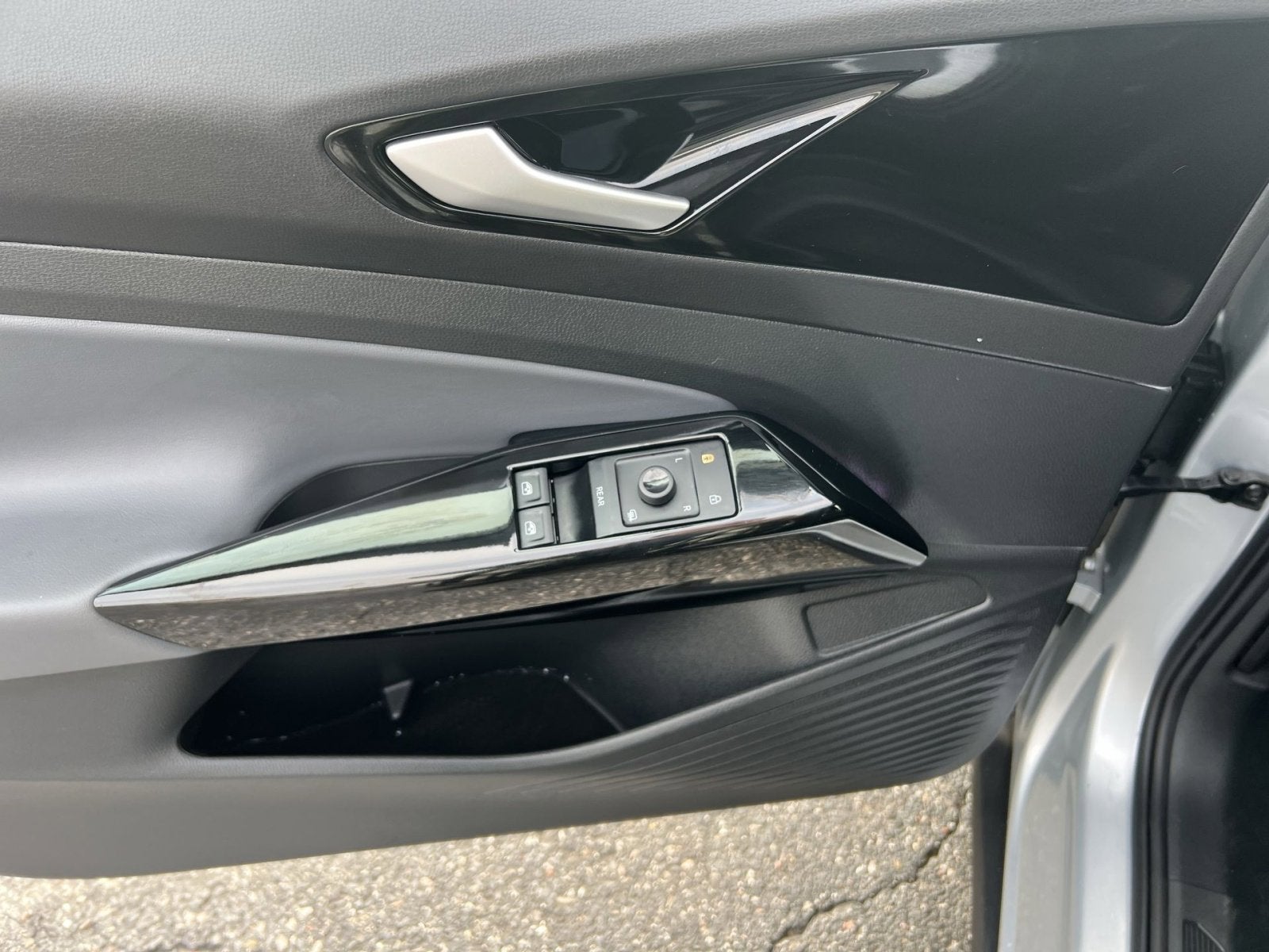 2021 Volkswagen ID.4 Pro