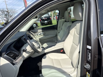 2024 Volvo XC90 B6 Plus Bright Theme