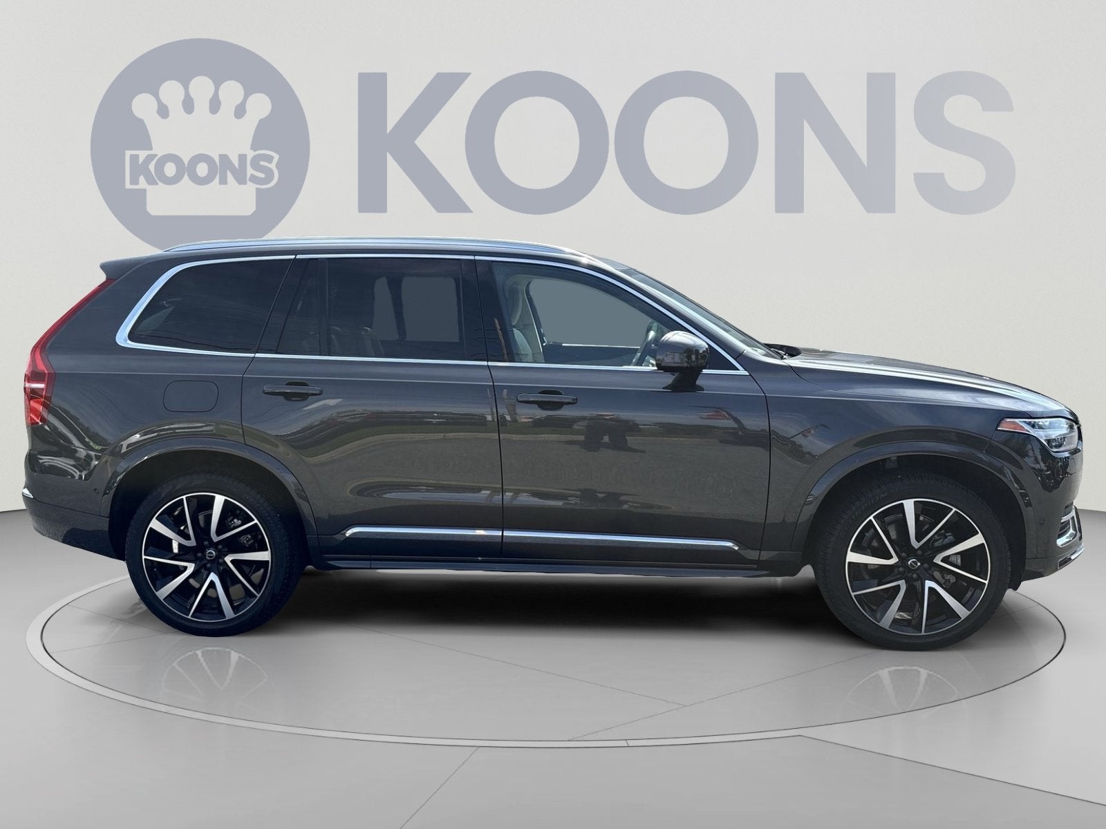 2024 Volvo XC90 B6 Plus Bright Theme