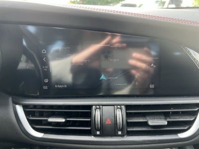 2023 Alfa Romeo Giulia Estrema