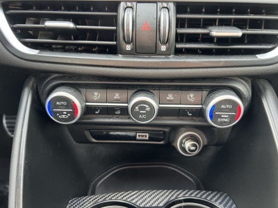 2023 Alfa Romeo Giulia Estrema