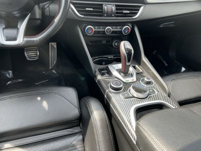 2023 Alfa Romeo Giulia Estrema