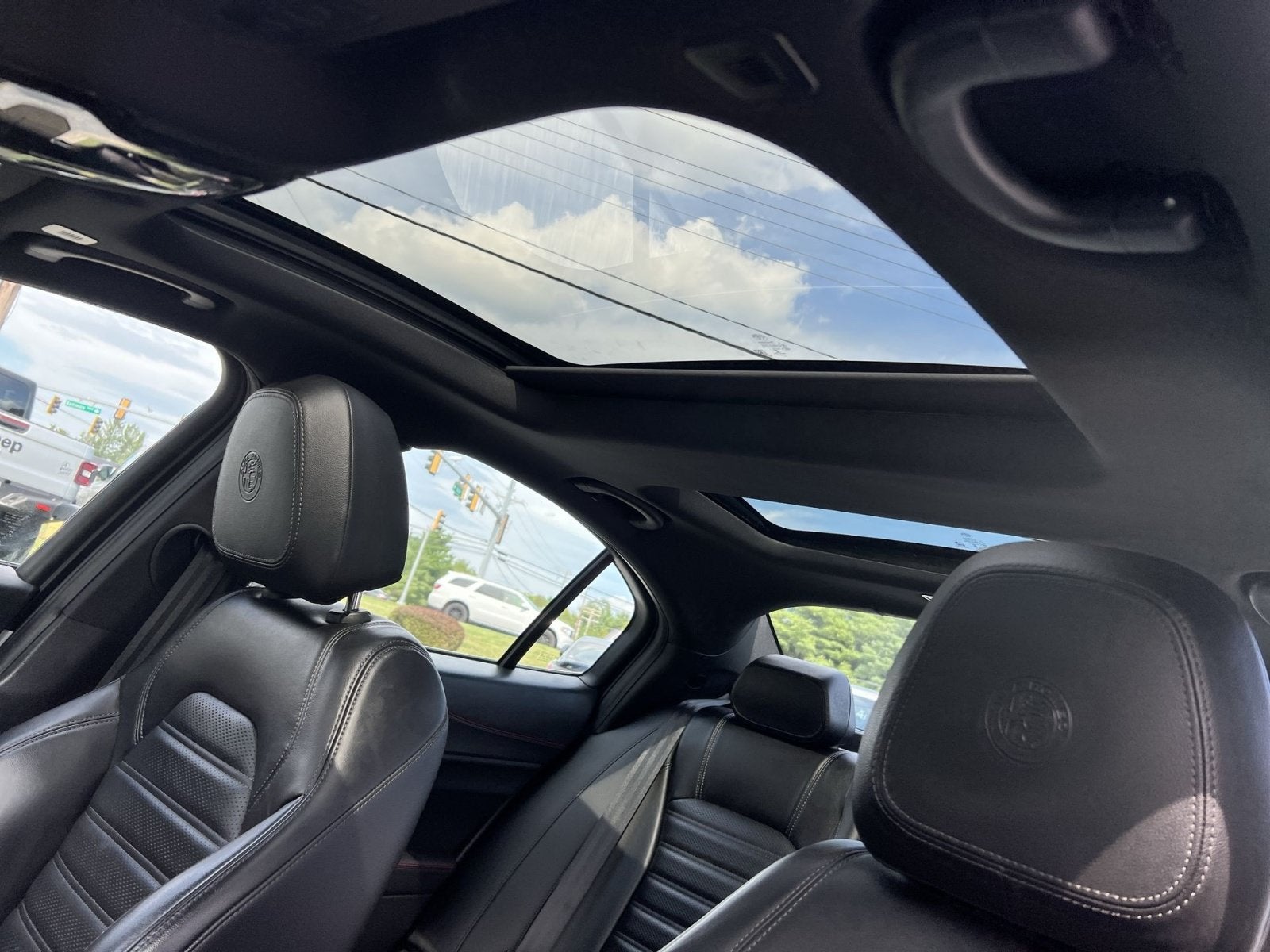 2023 Alfa Romeo Giulia Estrema