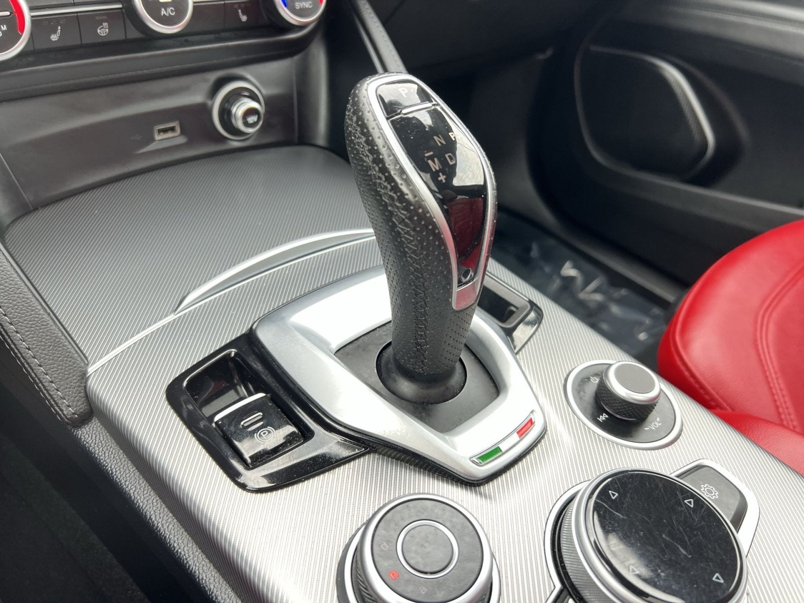 2023 Alfa Romeo Stelvio Veloce