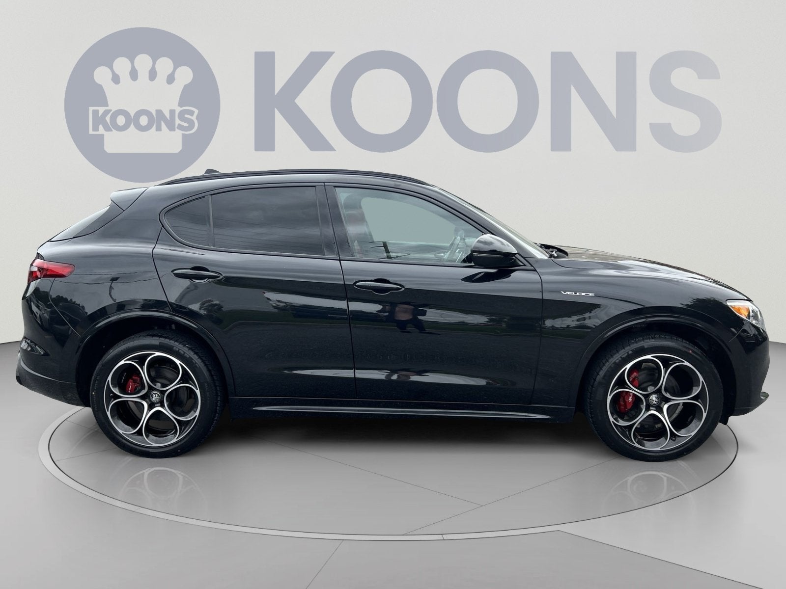 2023 Alfa Romeo Stelvio Veloce