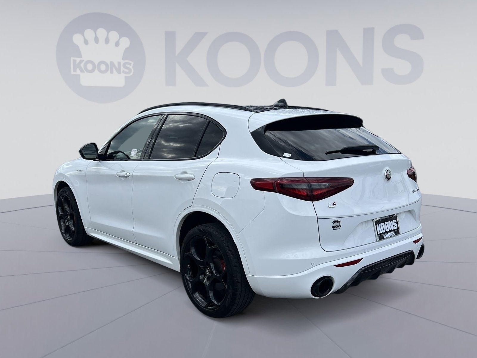 2023 Alfa Romeo Stelvio Veloce