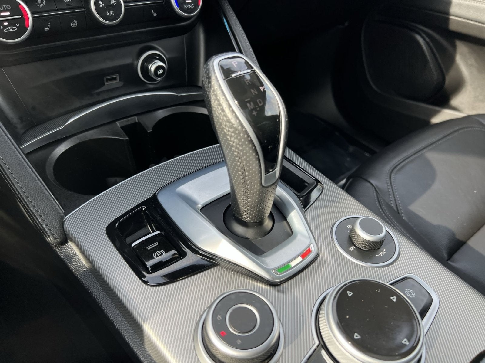 2024 Alfa Romeo Stelvio Ti